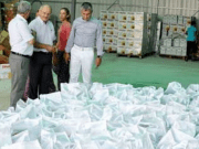 Manavgat Belediyesi ihtiyaç sahiplerine ulaşmaya başladı