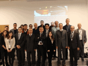 Oto tamirciler, dünyadaki gelişmeleri yakın takipte