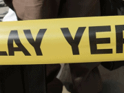 İki çocuğu ve eşini öldürüp intihar etti